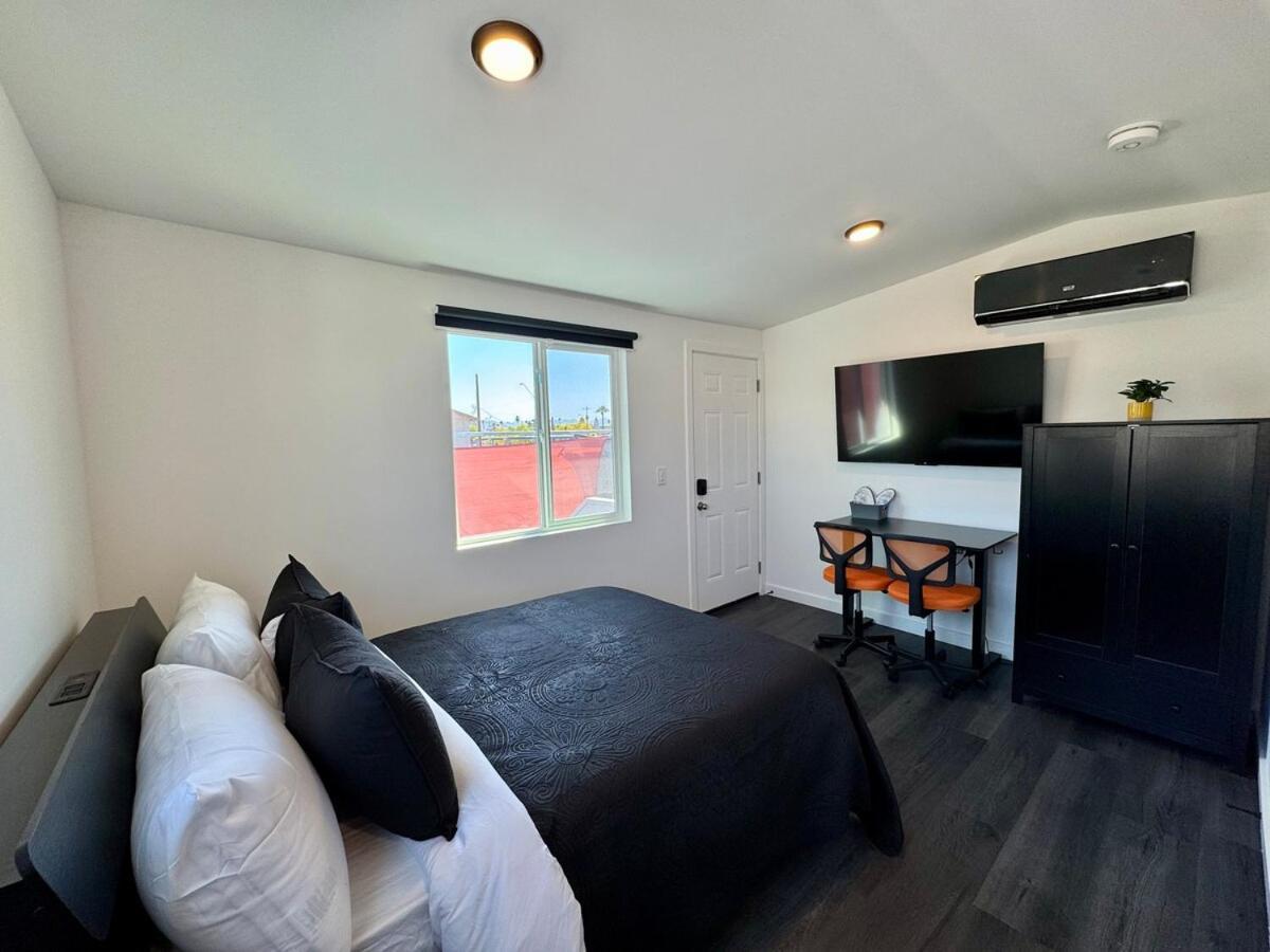 Your Downtown Cozy Studio With Backyard Unit C Phoenix Exterior photo