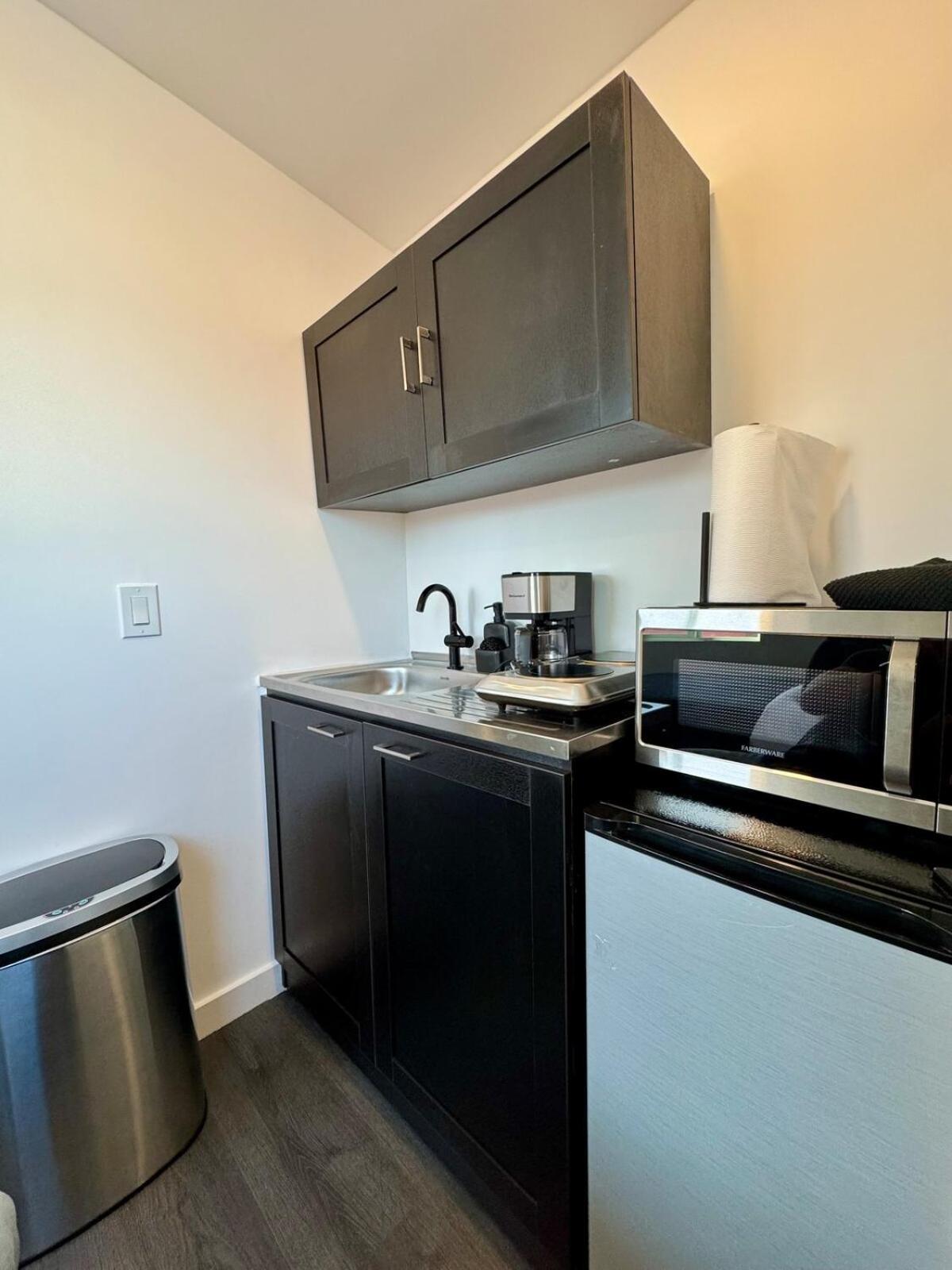Your Downtown Cozy Studio With Backyard Unit C Phoenix Exterior photo